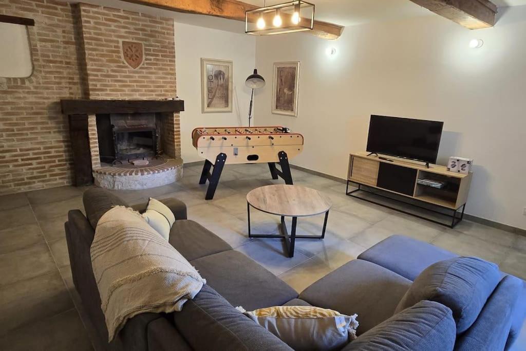 Вилла Aux Deux Marronniers Cathares Castelnau-de-Levis Экстерьер фото